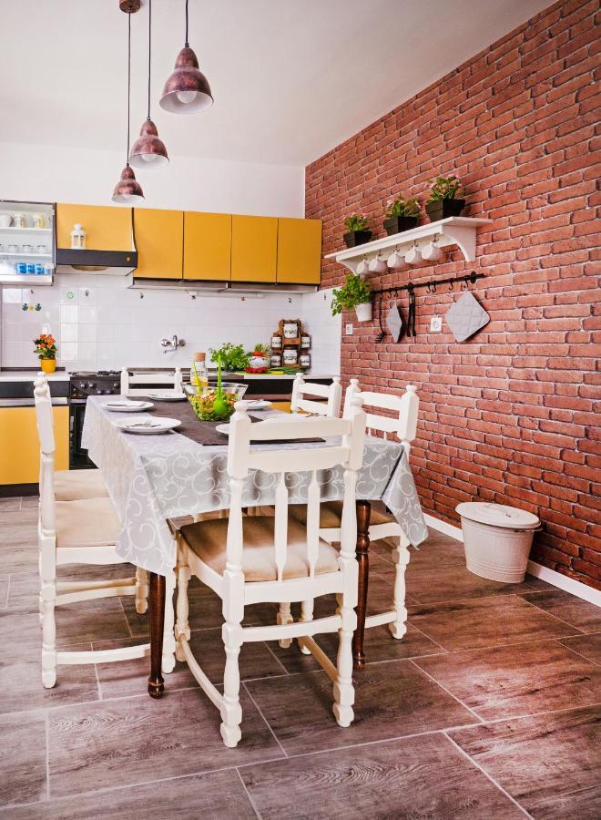 Apartmani Maretimo Primošten Exteriör bild