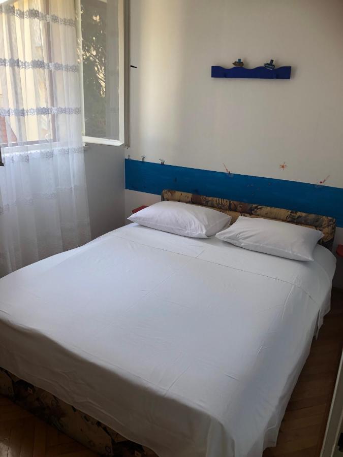 Apartmani Maretimo Primošten Exteriör bild